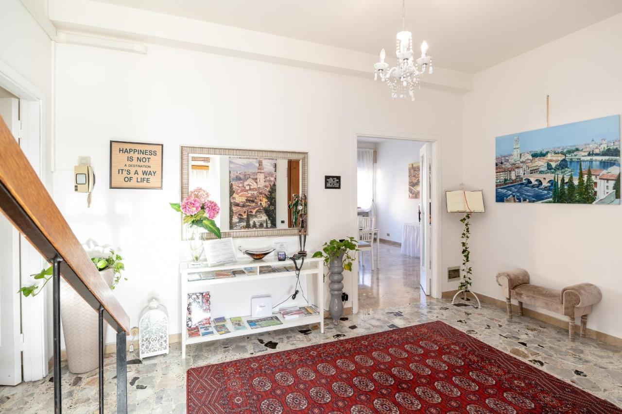 Attico Quarto Di Luna ヴェローナ エクステリア 写真